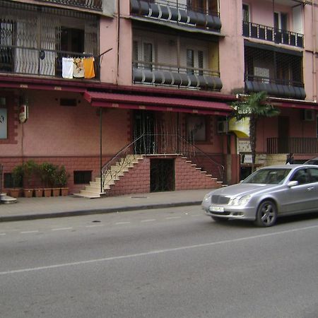 Guesthouse Melikishvili 57 Batumi Esterno foto